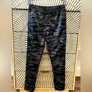 Burnside Black Camo Joggers M